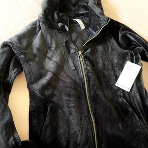 Athleta Cozy Karma Triumph Hoodie— NWT